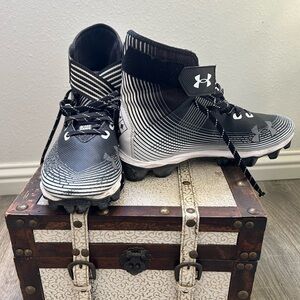 Under Armour Black and White Striped Cleats